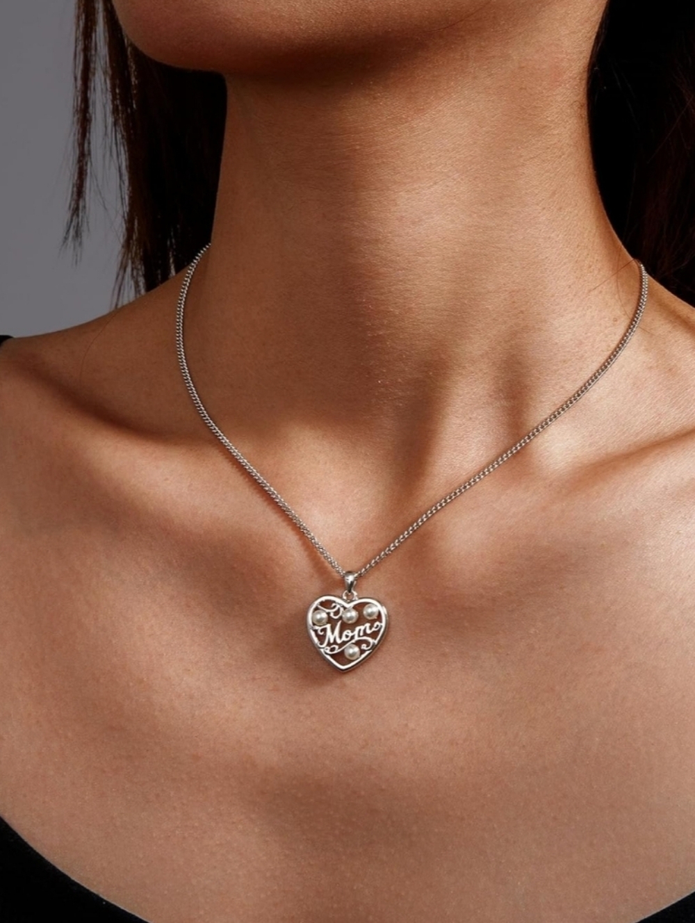 Silver Heart 'Mom' Pendant Necklace - Women Jewelry